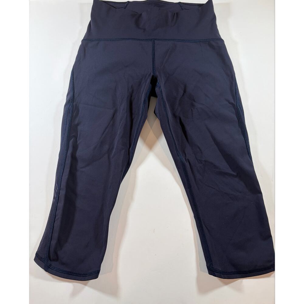 Lululemon Women’s Size 8 Navy Cropped Leggings Mesh Panel Capri Yoga Pants